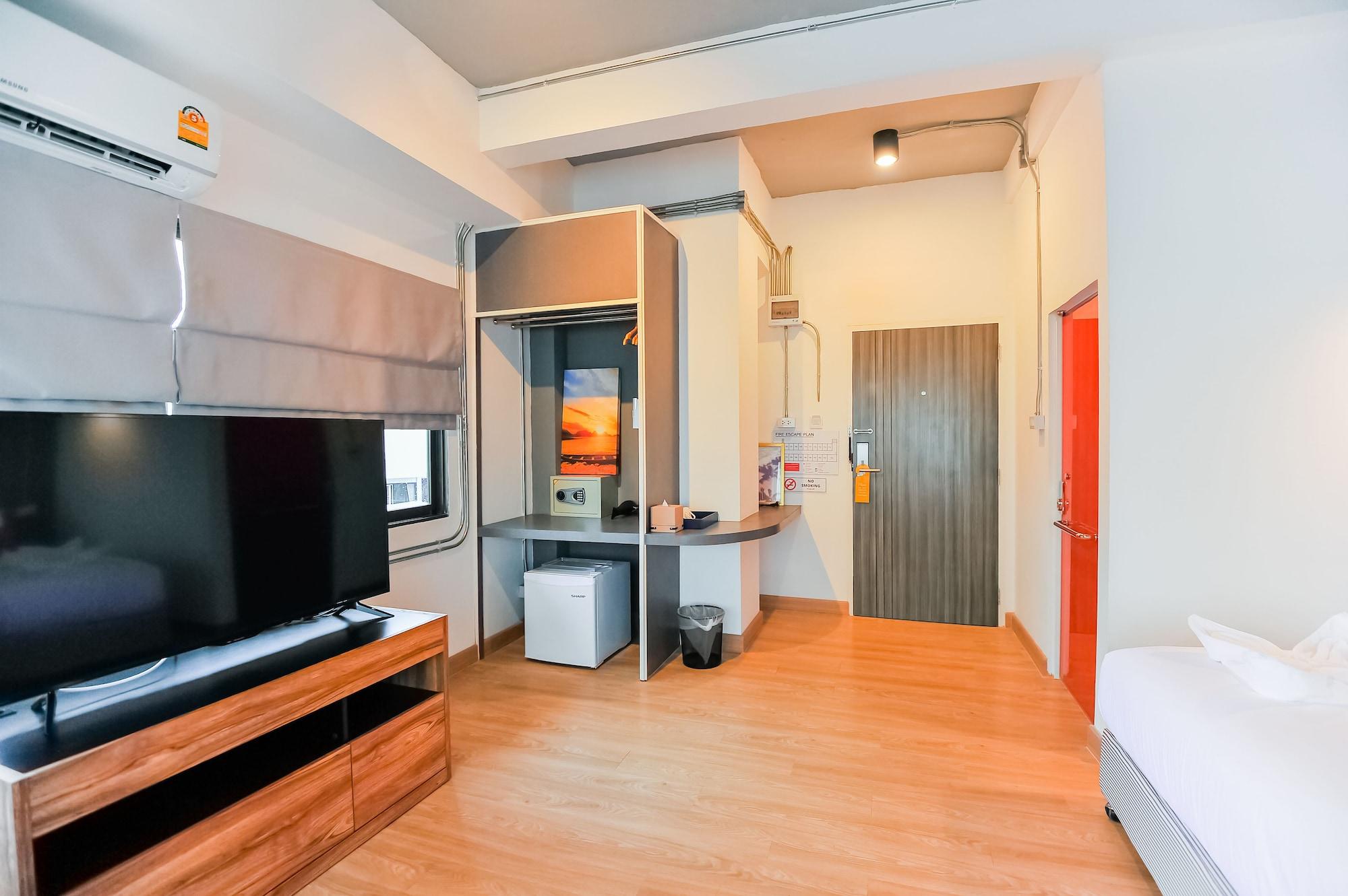 7 Days Premium Hotel Паттайя Экстерьер фото