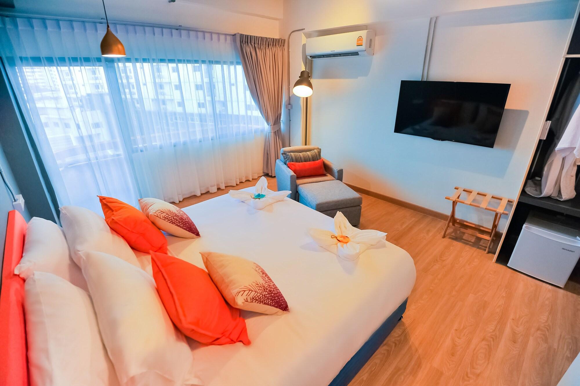 7 Days Premium Hotel Паттайя Экстерьер фото