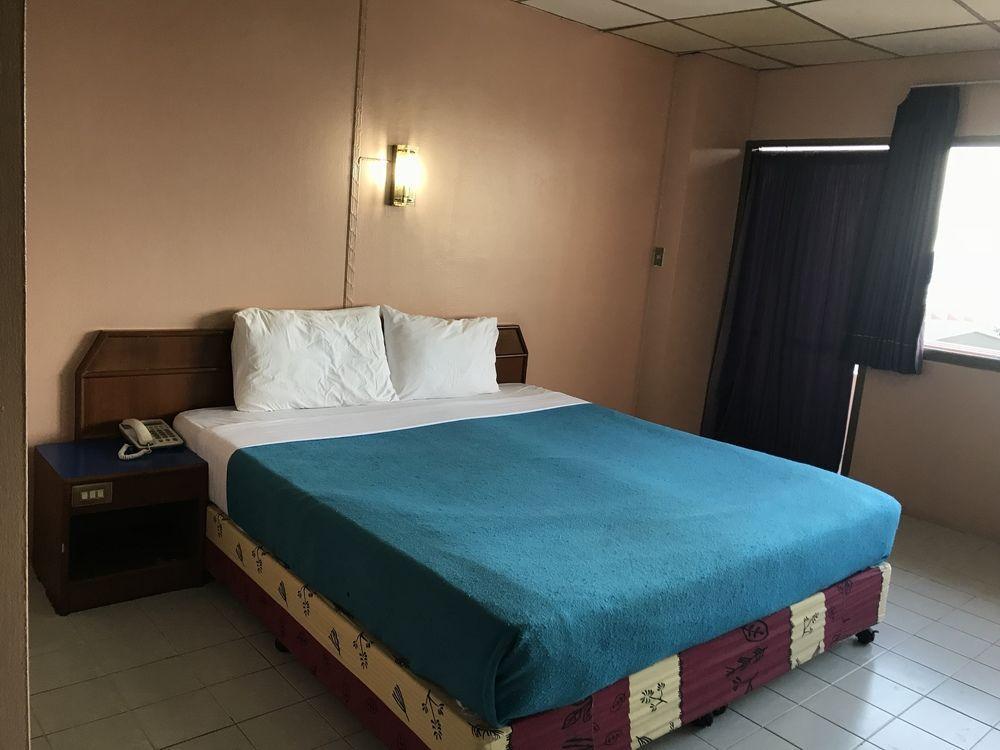 7 Days Premium Hotel Паттайя Экстерьер фото